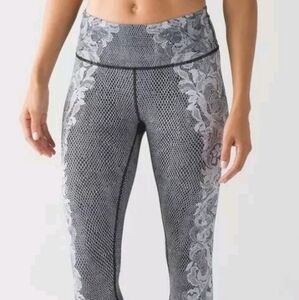 NWT Lululemon Wunder Tight Nulux Size 6 Florence Speed Wunder G White Black Lace